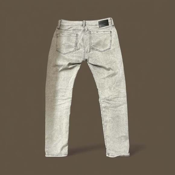 Men's Jake Slim Leg In Light Smoke Supermove – Mavi Jeans - Picture 2 of 5